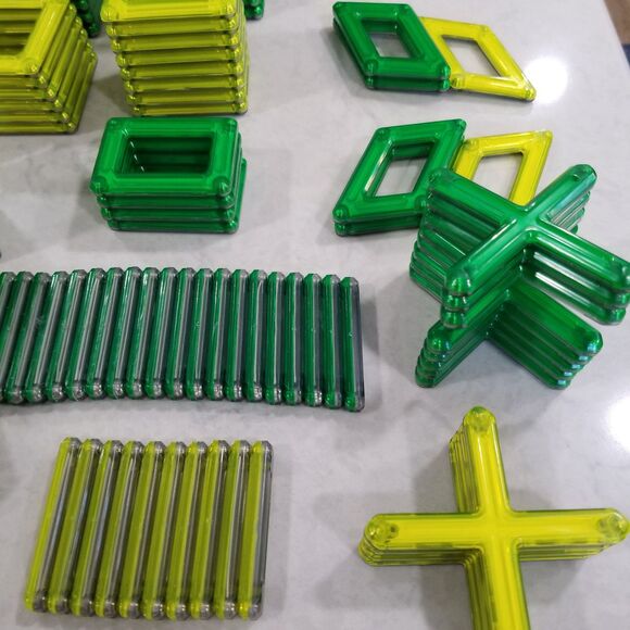 Guide Craft Power Clix frames lot of 129 pieces magnetic building tiles - Picture 5 of 10